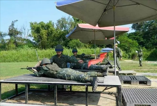 韋克威高可靠電子元器件