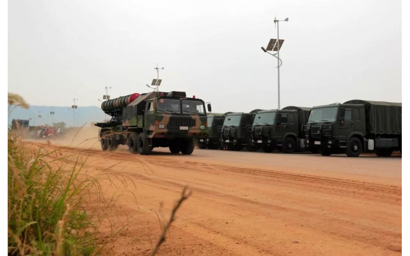 巴基斯坦陸軍防空部隊引進了中國的HQ-9 地對空導彈系統