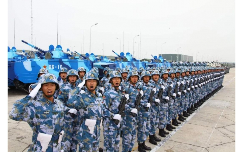 央視公布兩棲作戰畫面，＂小平頂＂加盟，戰車快美軍一倍以上