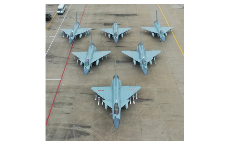 550架對1337架，中美空軍戰(zhàn)機三劍客對比，實力也在飛速上升